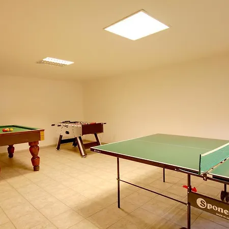 בית הארחה U Hacku 3*